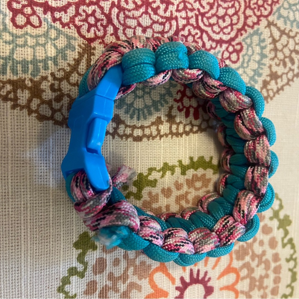 Pink blue Utility para cord gorpcore trail hiking camping survival bracelet